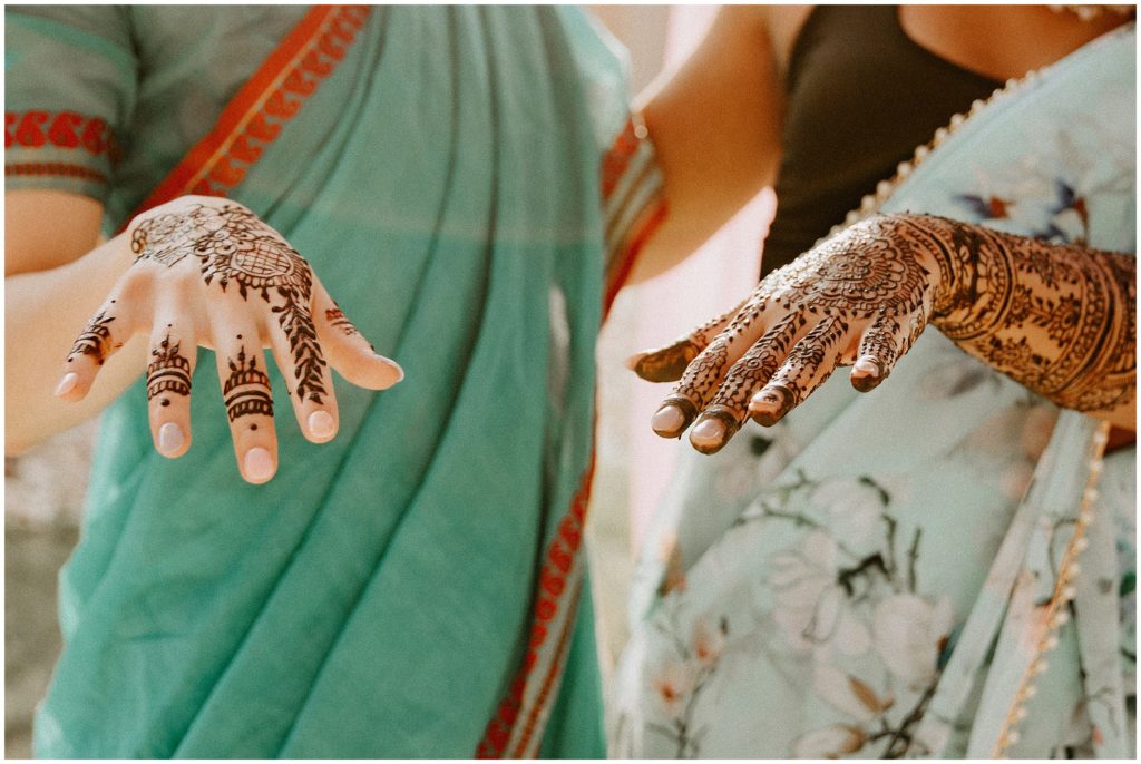 hand henna